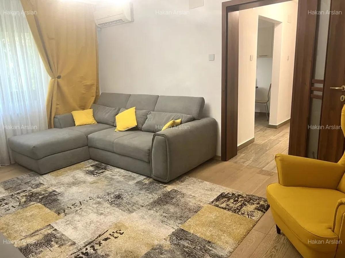 Apartament de 3 camere mobilat complet, parcare, zona  Crangasi - 2