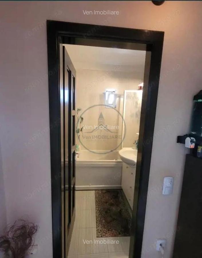 Apartament 3 camere zona Calea Moldovei - 2