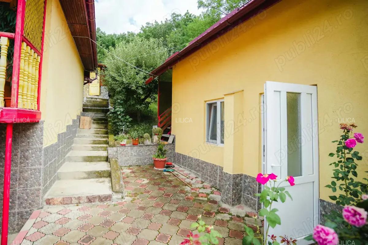 Casa de Vanzare cu 5 camere Coste?ti - Ia?i - 9