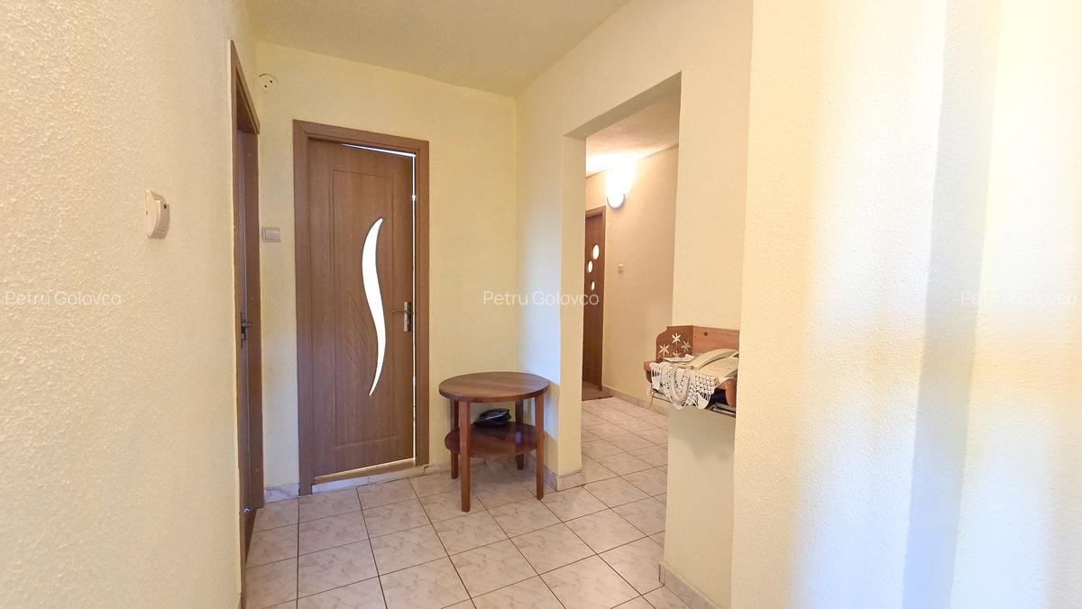Apartament 3 Camere Suprafață Generoasă - 15 Apartament 3 Camere Suprafață Generoasă - 15