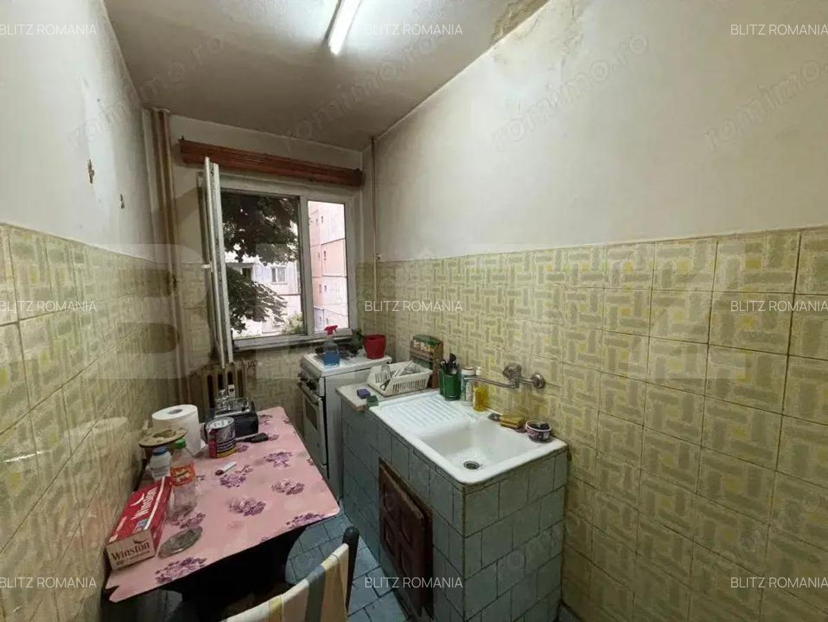 Apartament semidecomandat, 3 camere, zona Niela-Craiovi?a Noua - 4