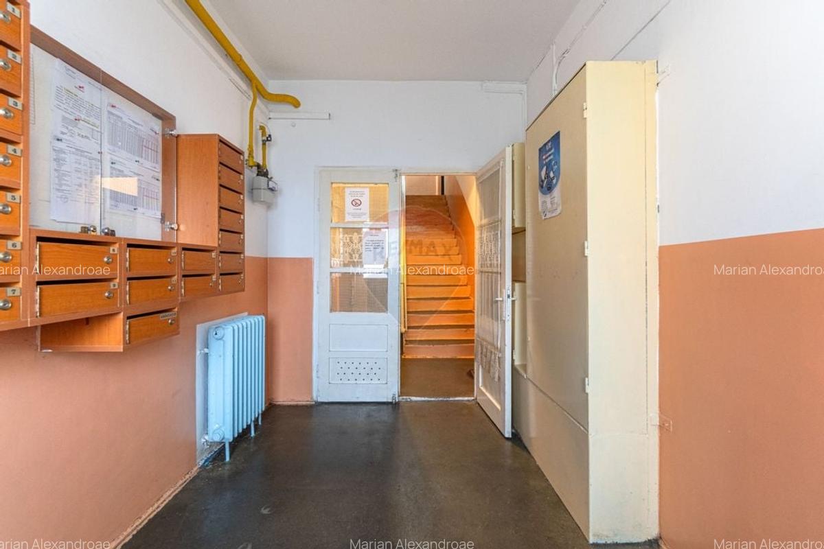 COMISION 0%| DE VANZARE| APARTAMENT 2 CAMERE| DECOMANDAT| ETAJ 1/4 - 11