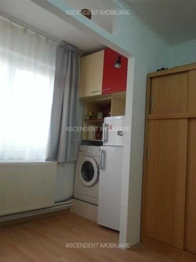 Garsonieră semidecomandată în Bartolomeu - 3
