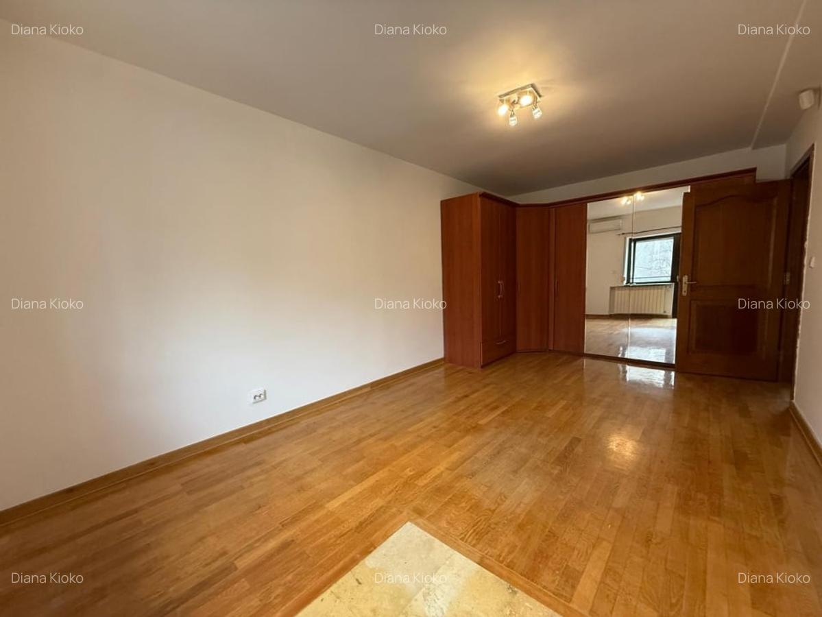 De inchiriat Vila 6 camere Baneasa Ion Ionescu de la Brad Plan Secund - 16