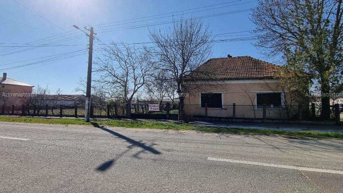 Casa veche cu teren 1440 mp in Lazuri front la 2 strazi - 2