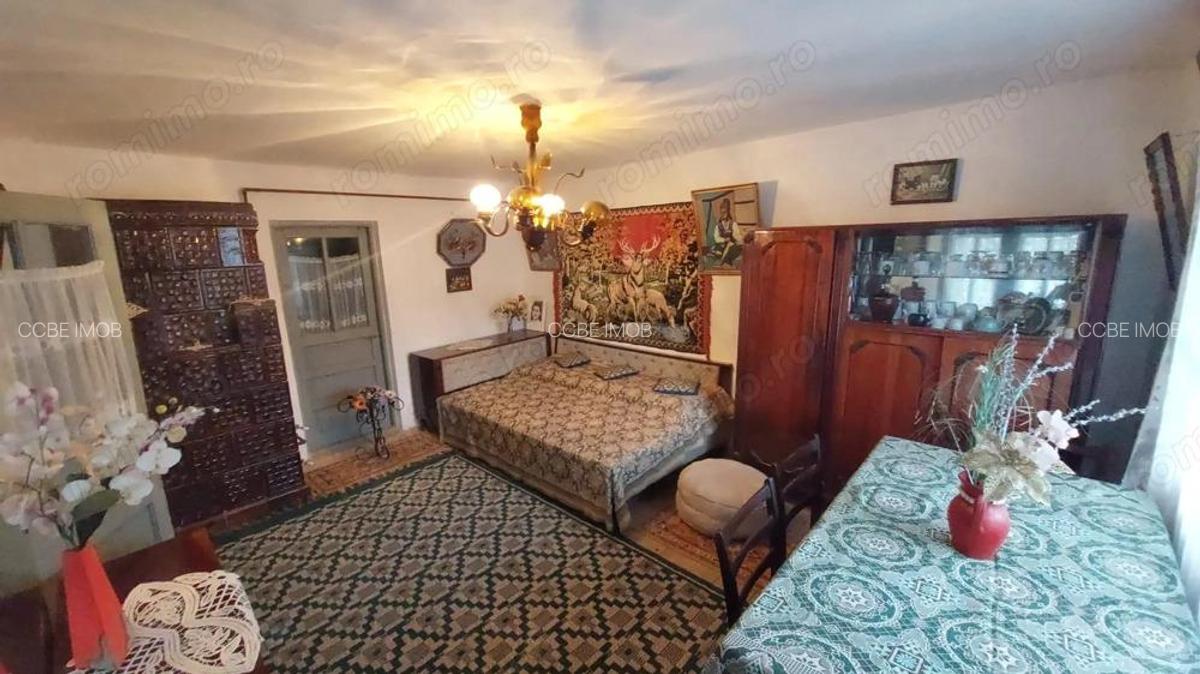 Casa modesta cu teren generos, zona Magura, - 1