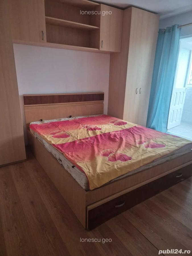 Inchiriez apartament cu 3 camere - 4