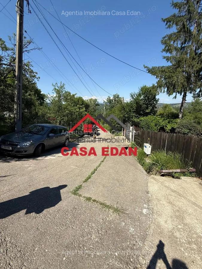 Teren intravilan neconstruibil in Poiana Campina--550 mp--5.300e - 9