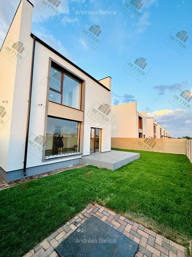Vila Individuala - 5 Camere - 3 Bai /Gata De Mutare - 4