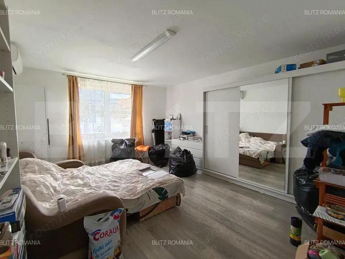 Casa cu 3 camere in suprafa?a de 140 mp - 12