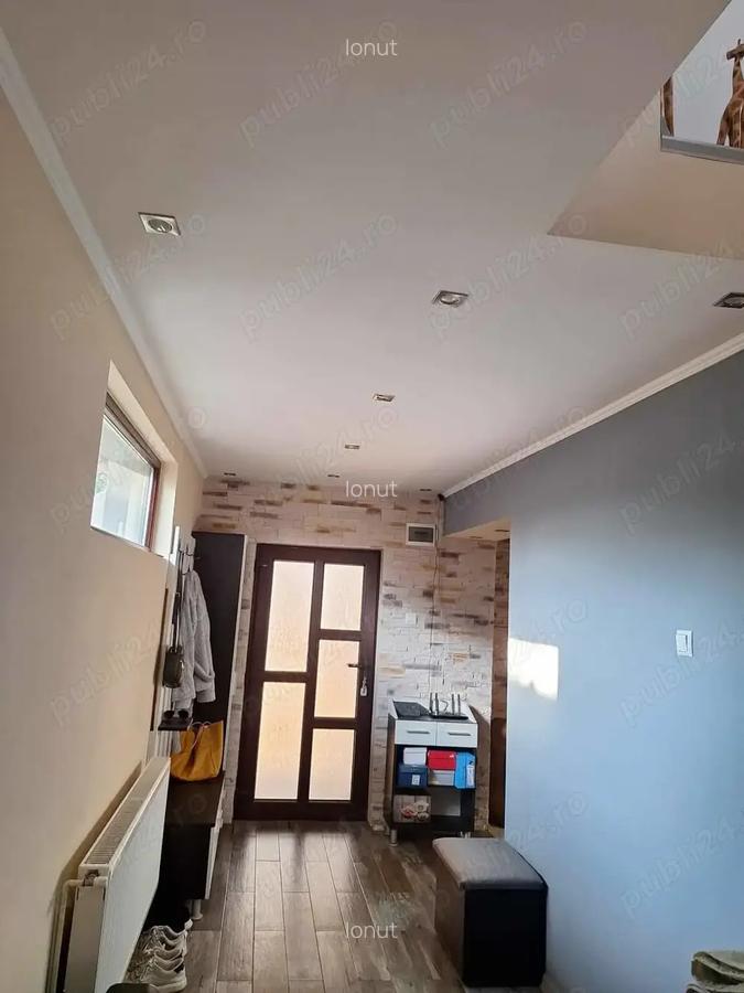 Vand sau schimb casa - 3