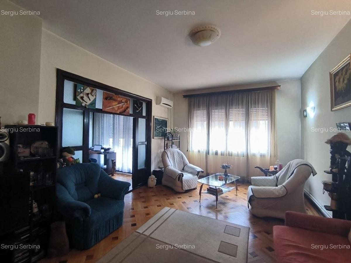 Apartament cu 3 camere în Universitate - 2