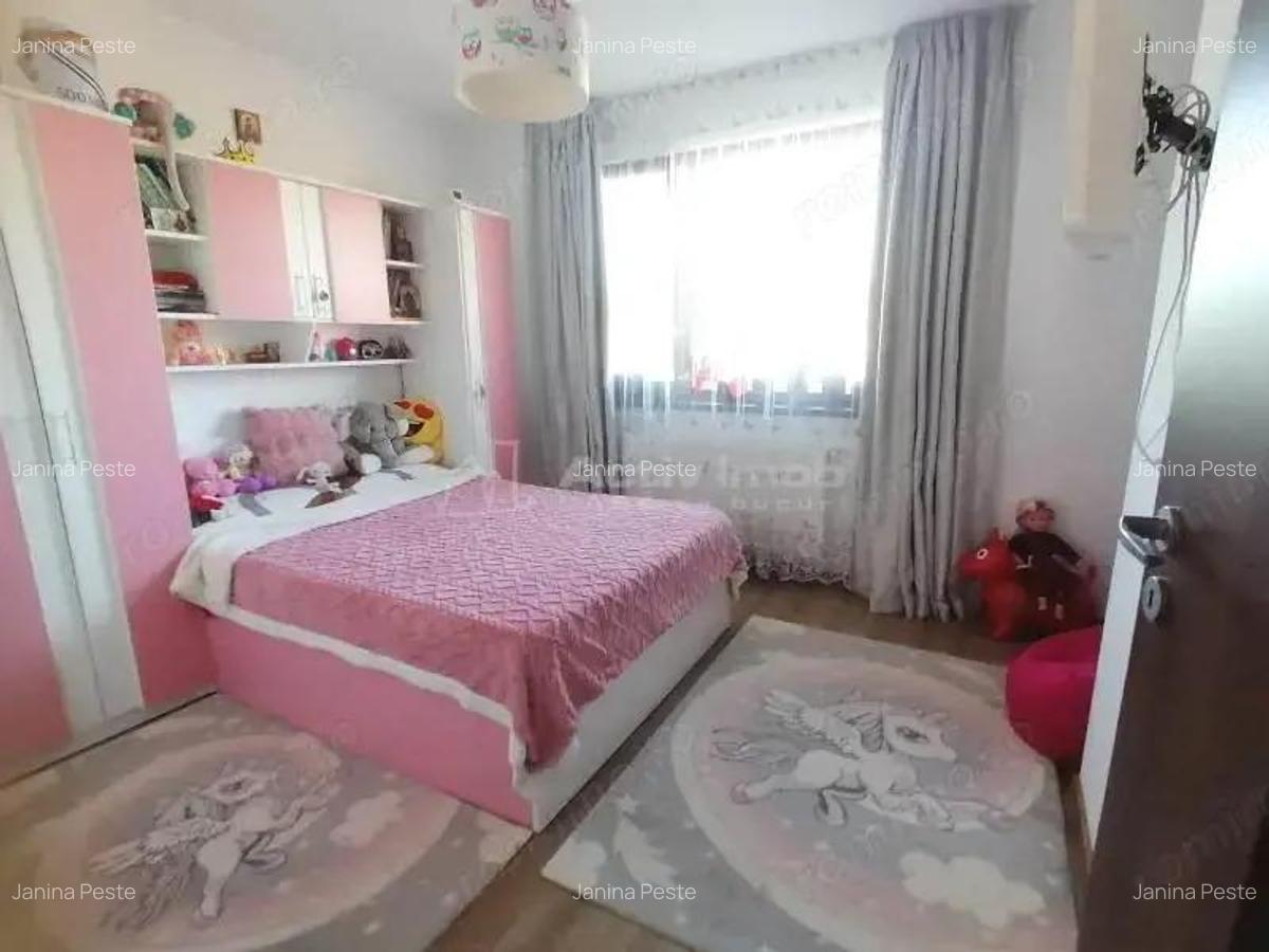 Casa - Prelungirea Ghencea- Cartierul Latin - 135000E - negociabil - partial mobilata - Comision - 11