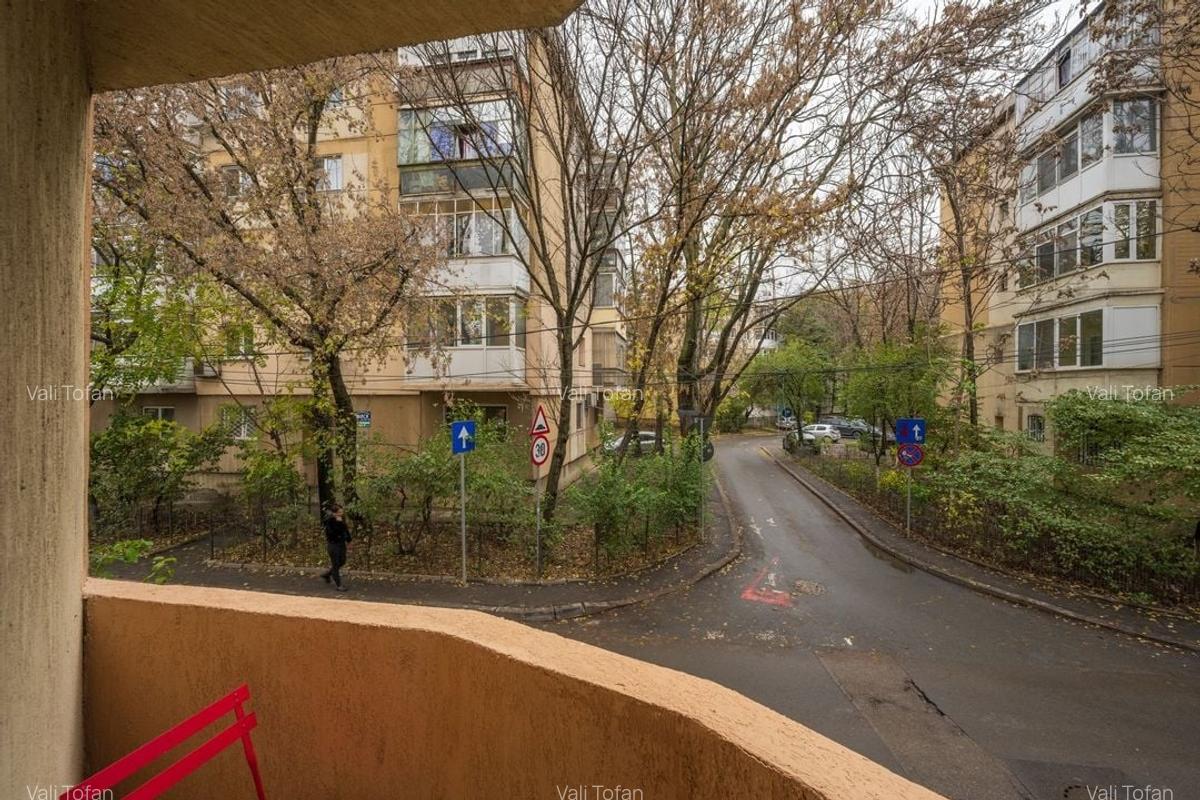 Garsoniera Militari Gorjului Metrou Parcul Liniei Bloc 2008 - 13