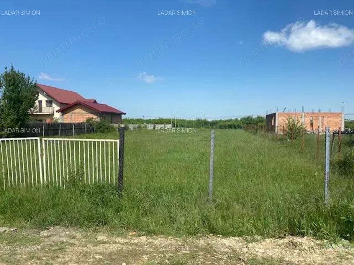 Vand parcela 630 mp SACALAZ - 1