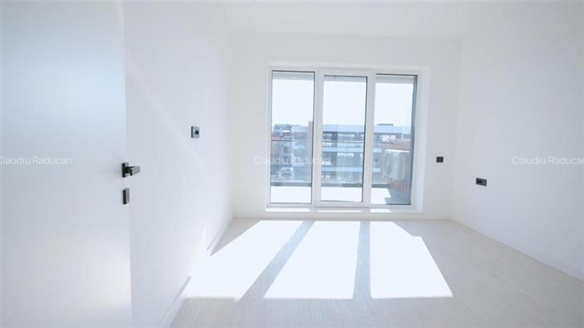 Apartament cu 4 camere decomandat în Theodor Pallady - 4