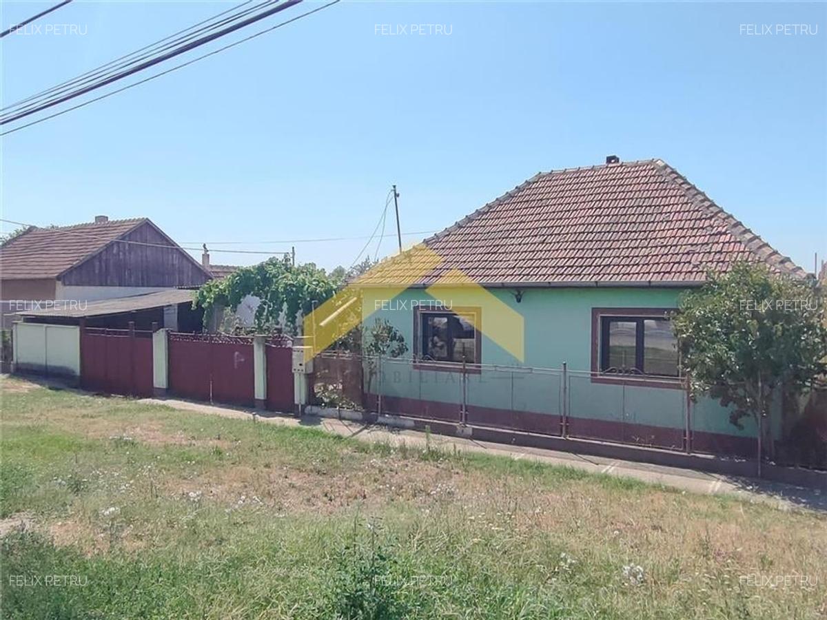 Casa la sol de vanzare Zimandu Nou - 1