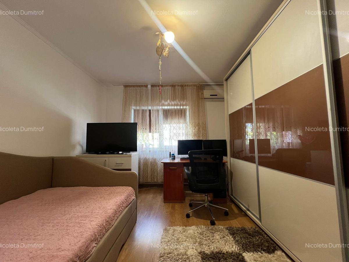 Apartament 49mp, la mansarda - cu pod !  Zona Tomis 3, Str. Zmeurei ,58.500 € - 11