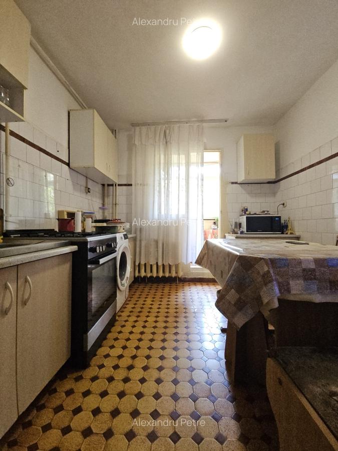3 cam | 71 mp | Bl 1980 anvelopat | 10m metrou | Lujerului | necesita renovare - 8