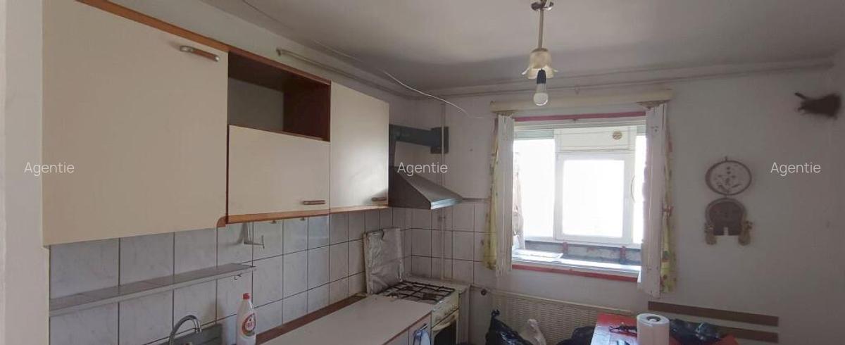 Vanzare 3 camere - Teiul Doamnei - 4