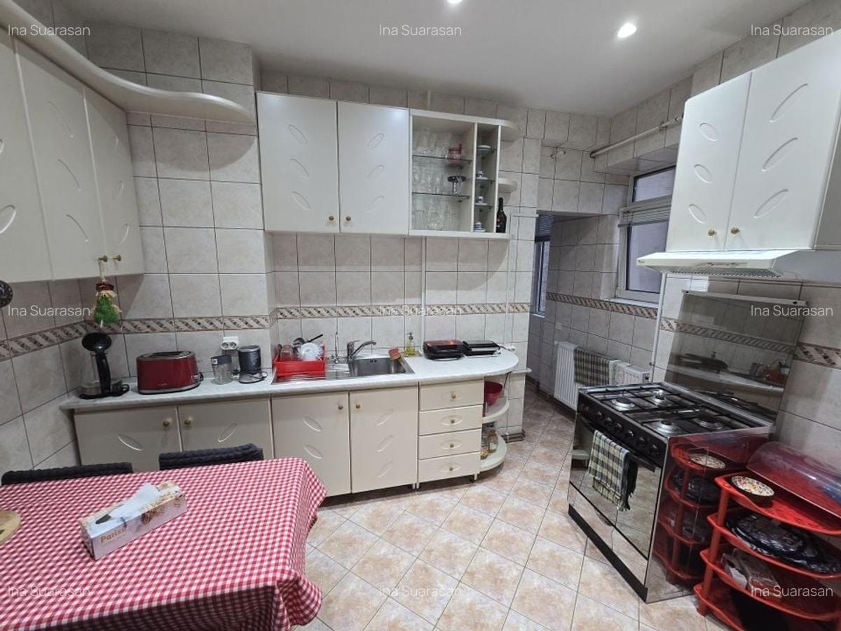 De vanzare Apartament 4 camere Vasile Lascar, Central, Creditabil - 4