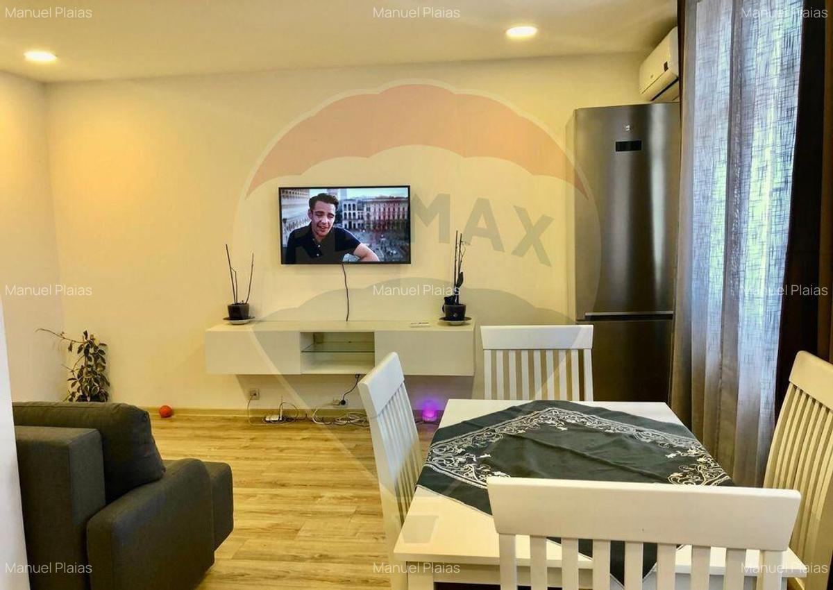 Apartament in zona Centrala, et.1, curte privata. - 2