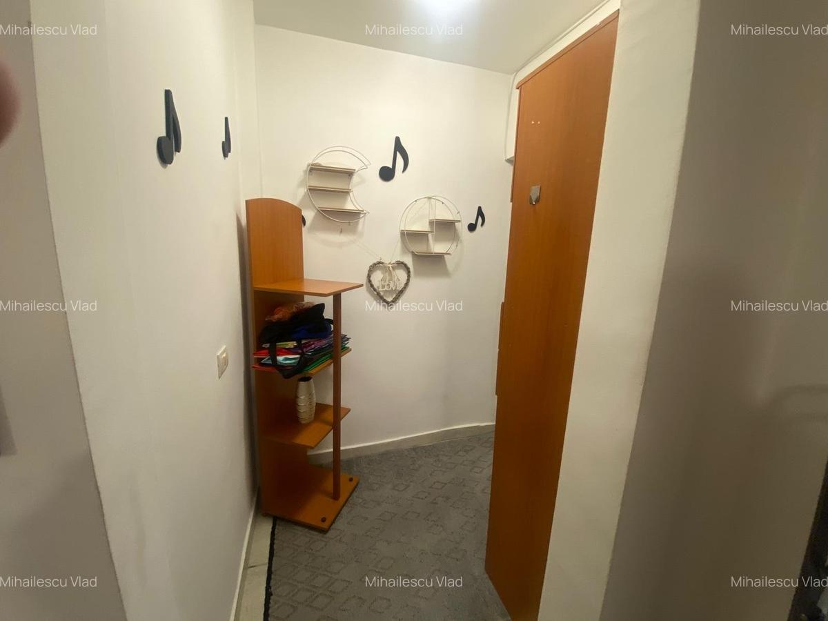 Apartament cu 2 camere decomandat, mobilat în 13 Septembrie - 10