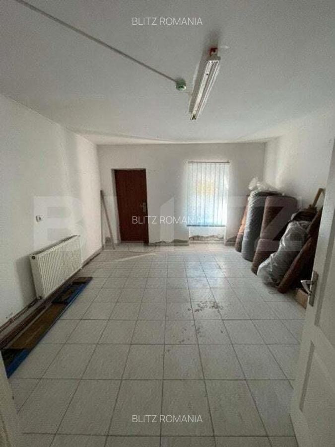 Casa cu 5 incaperi, 580mp, zona Carpati 1 - 16 Casa cu 5 incaperi, 580mp, zona Carpati 1 - 16