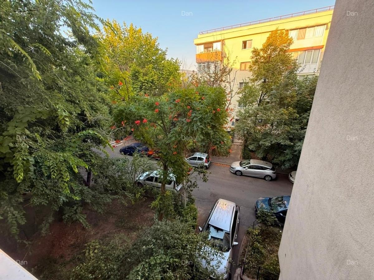 Apartament 4 camere, 103 m², etaj 2/4-Băneasa-București-Ploiești, viitor metrou - 14