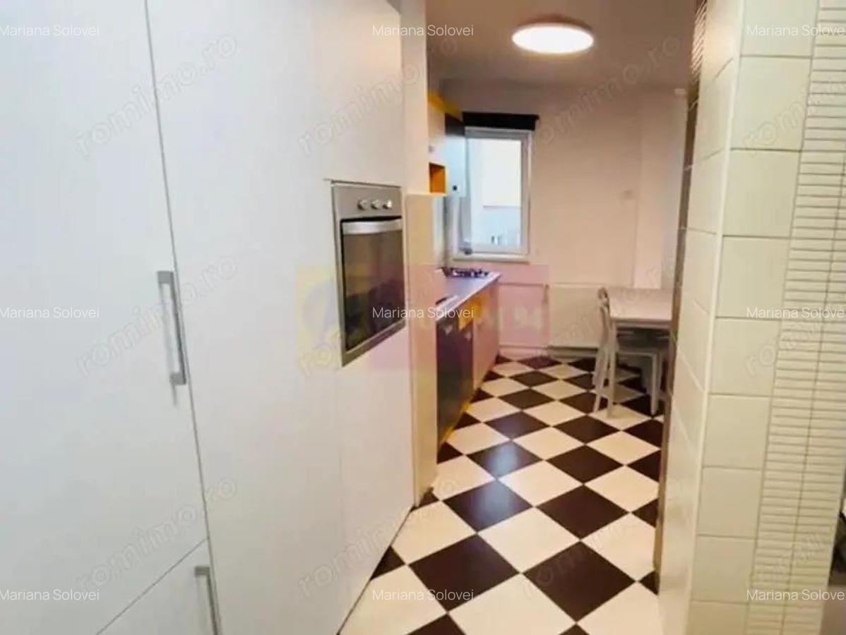 Vanzare apartament 3 camere Tineretului - 4