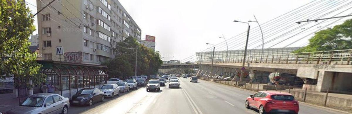 Metrou Basarab 202 mp vizibilitate buna - 1