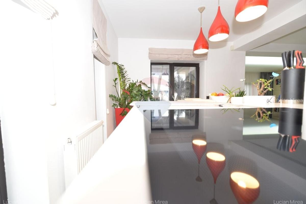 Casa Vila cu 4 camere de vanzare in  Cernica langa padure - 34
