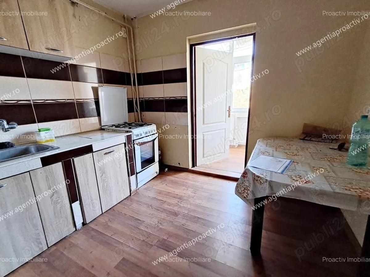 Apartament 3 camere IC Frimu, etaj 2, centrala termica! - 5
