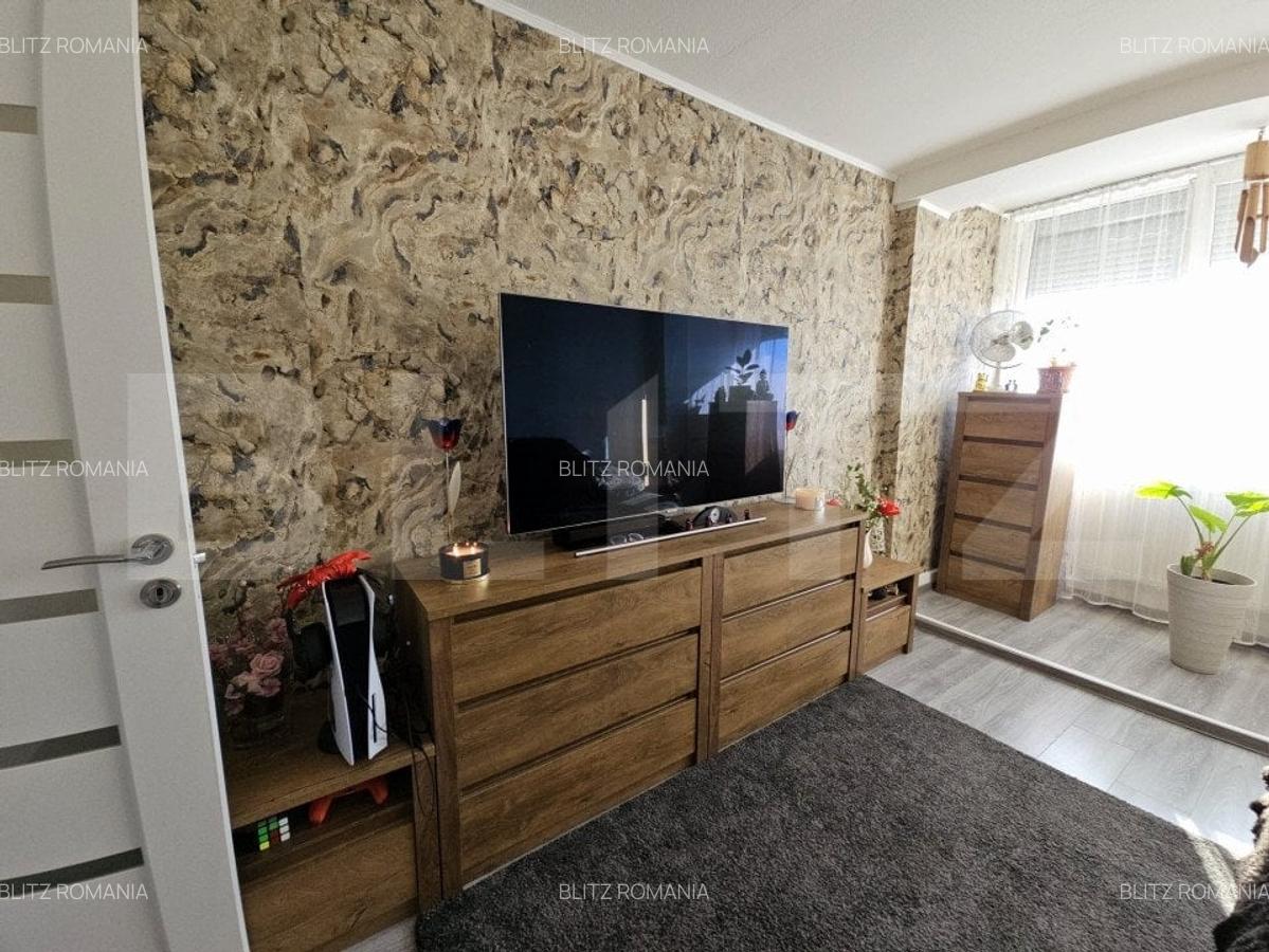 Apartament 3 camere, zona Rogerius - view splendid - 11
