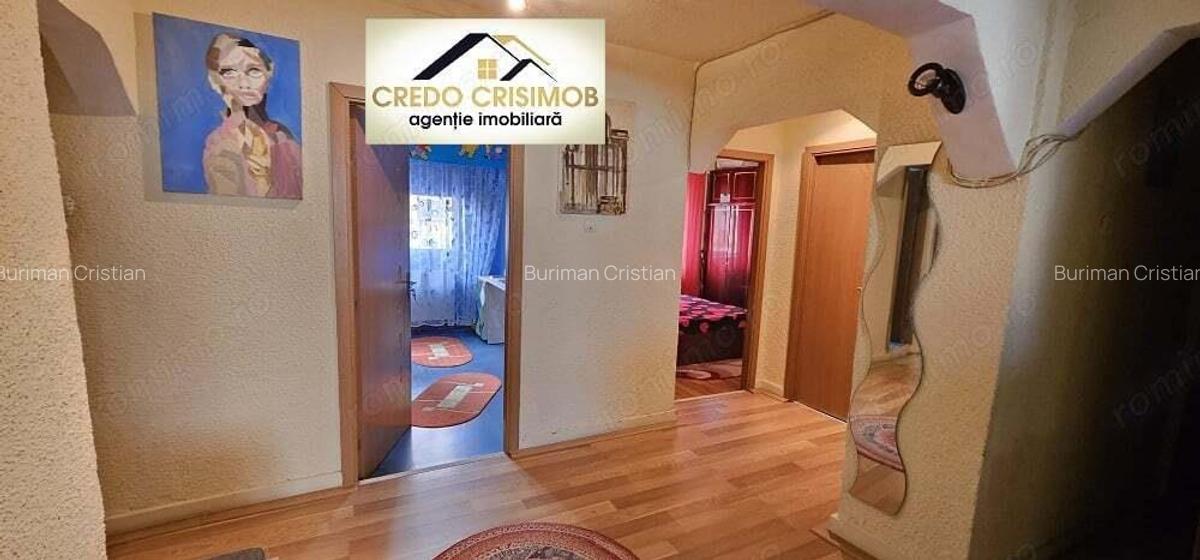Vand apartament 4 cam cf 1 decomandat etajul 2 zona Micro 4 - 9