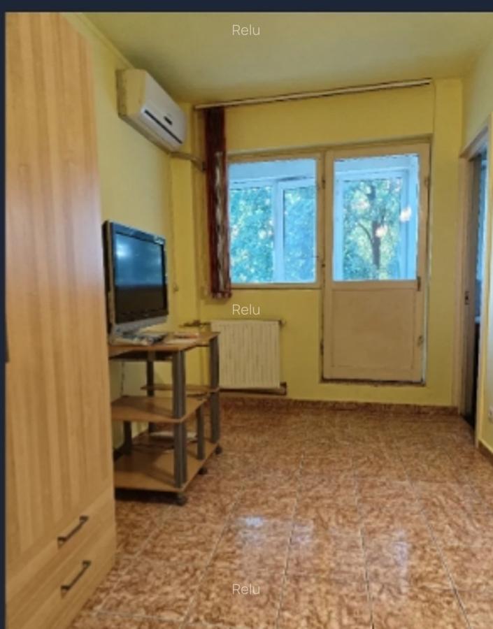 Dristor,Ramnicul Sarat,bl.1983,reabilitat,et 2/10,Amenajata,Libera! - 1