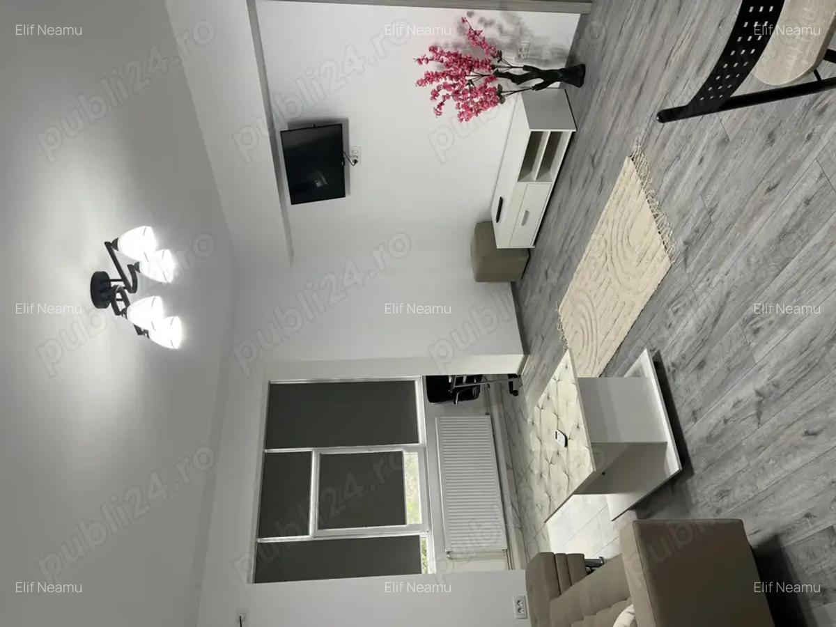 Inchiriez apartament 2 camere ultracentral - 3