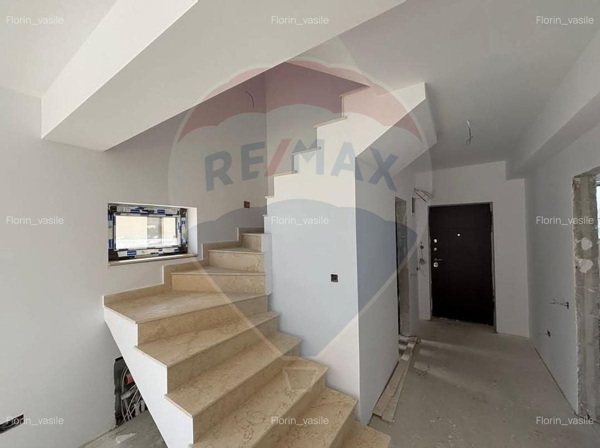 Casa de vanzare cu 5 camere si curte - Bragadiru - 4