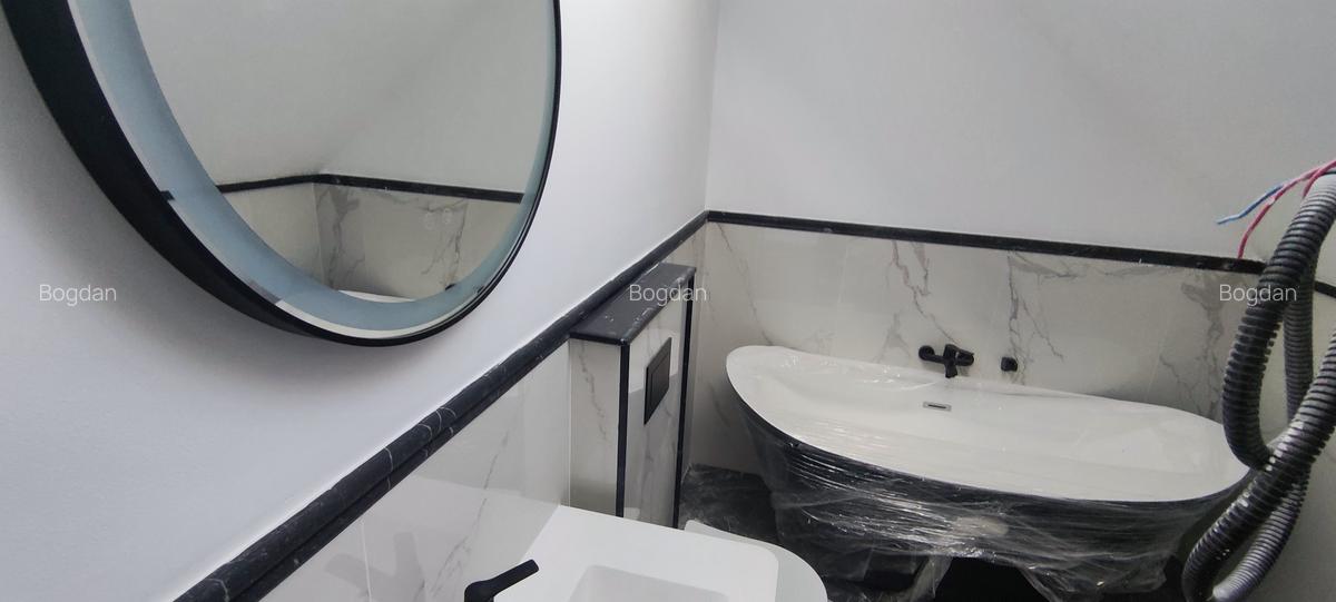 Apartament cu 3 camere nedecomandat în Titan - 5