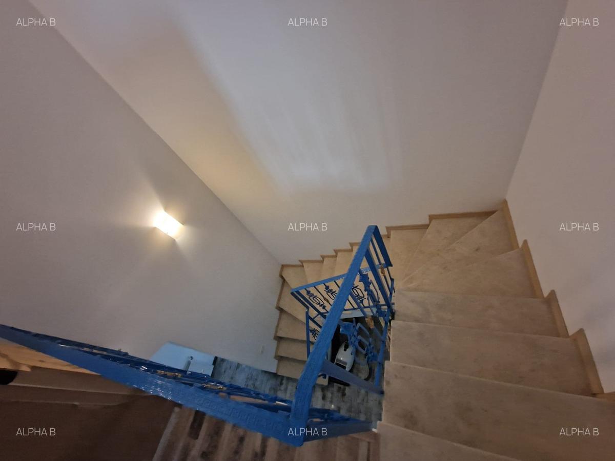 VILA 5 CAMERE - CENTRAL - 6