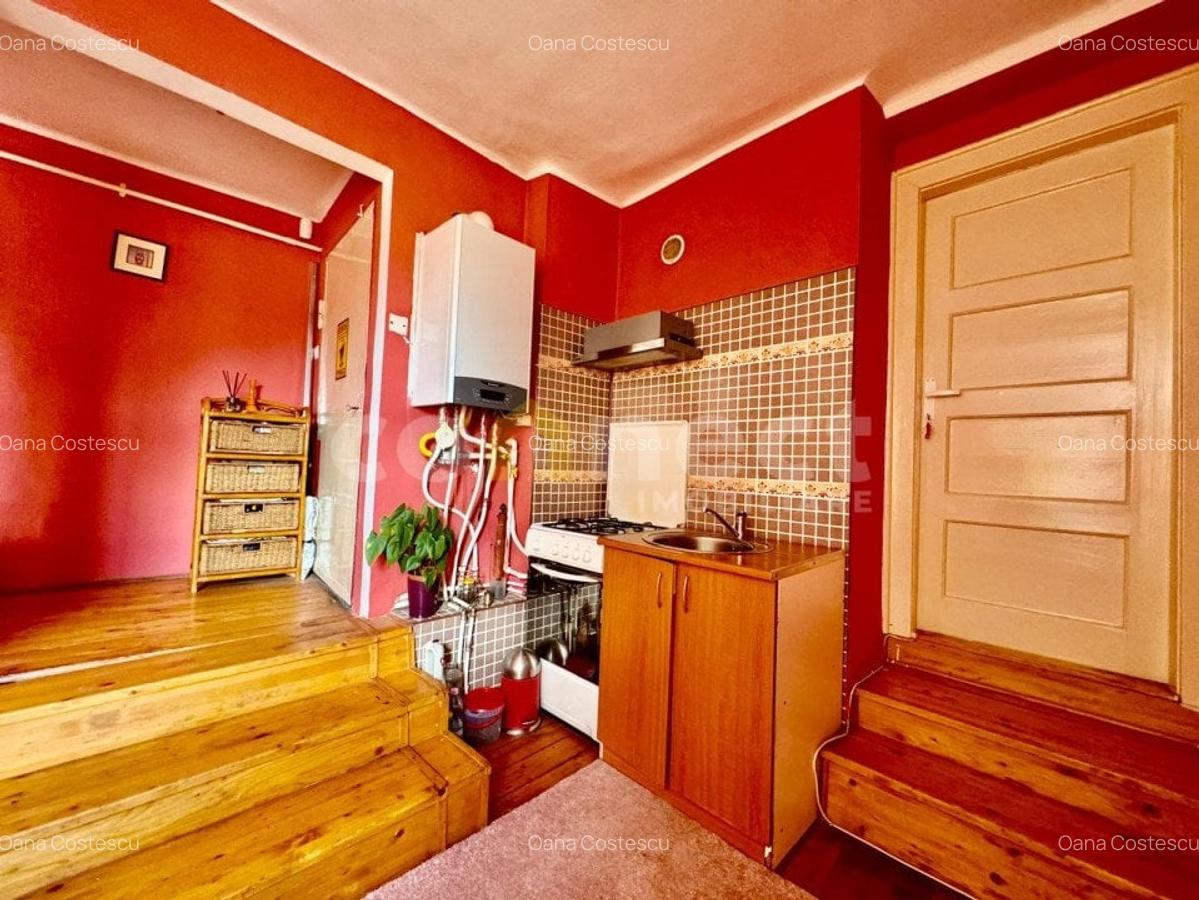 Apartament de vanzare  intr-o cladire istorica - o raritate in inima orasului - 4