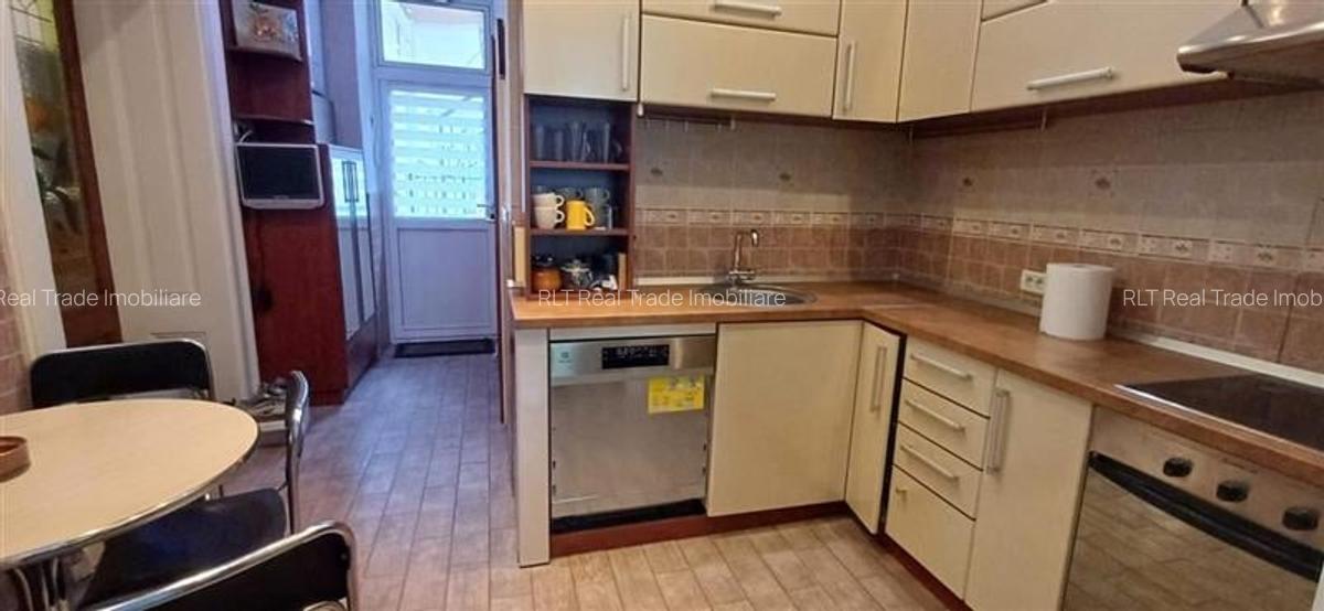 Apartament cu 3 camere circular, mobilat în Centrul Istoric - 6