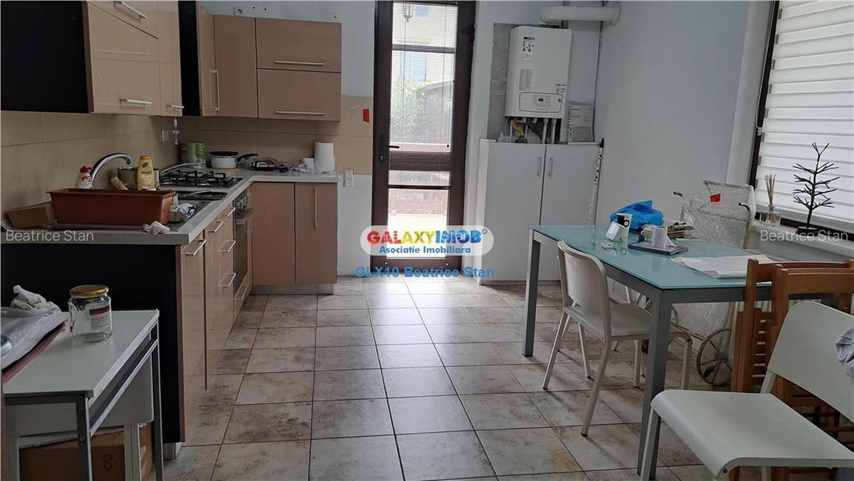 Vila foarte frumoasa langa  PALATUL si LACUL MOGOSOAIA - 13