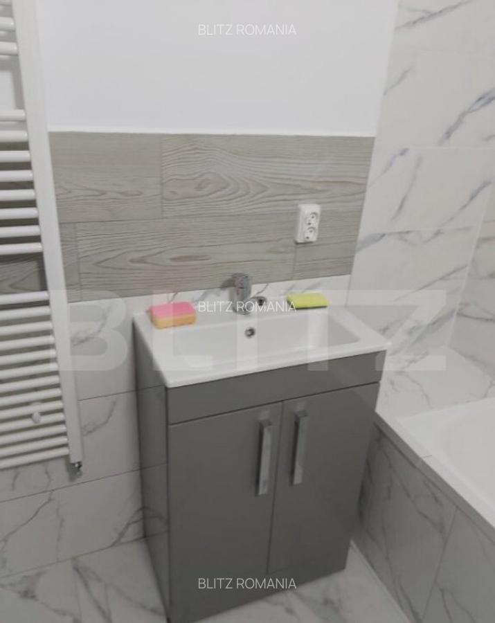 Garsoniera de vanzare, decomandata, 30 mp, zona Micro 3 - 8 Garsoniera de vanzare, decomandata, 30 mp, zona Micro 3 - 8