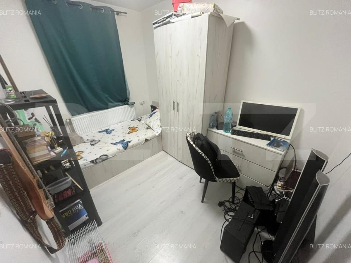 Apartament de vanzare, cu 3 camere, 50,67 mp, zona M11 - 15