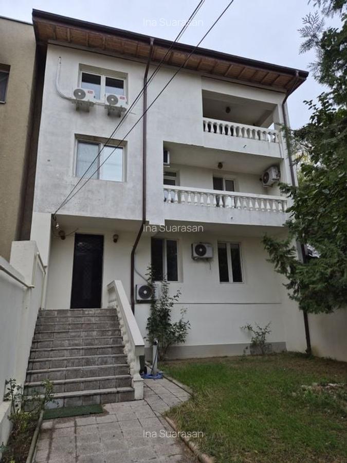 De vânzare Vilă individuala 11 camere curte proprie Parcul Carol - 2