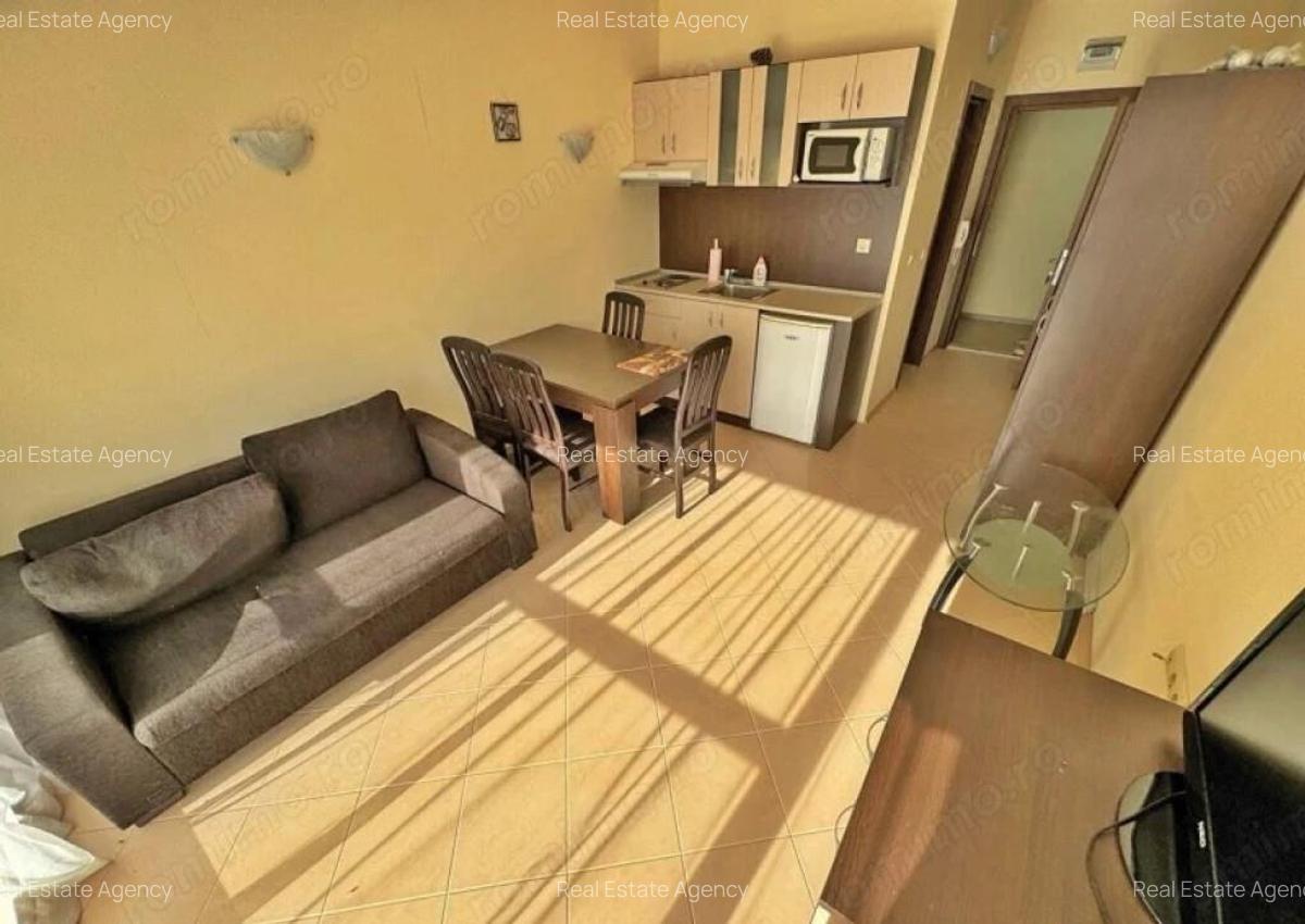 1 camera in zona Buziasului - 1