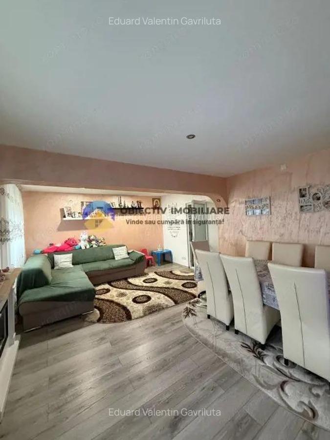 Apartament 4 camere-110 mp utili- Savinesti - 2