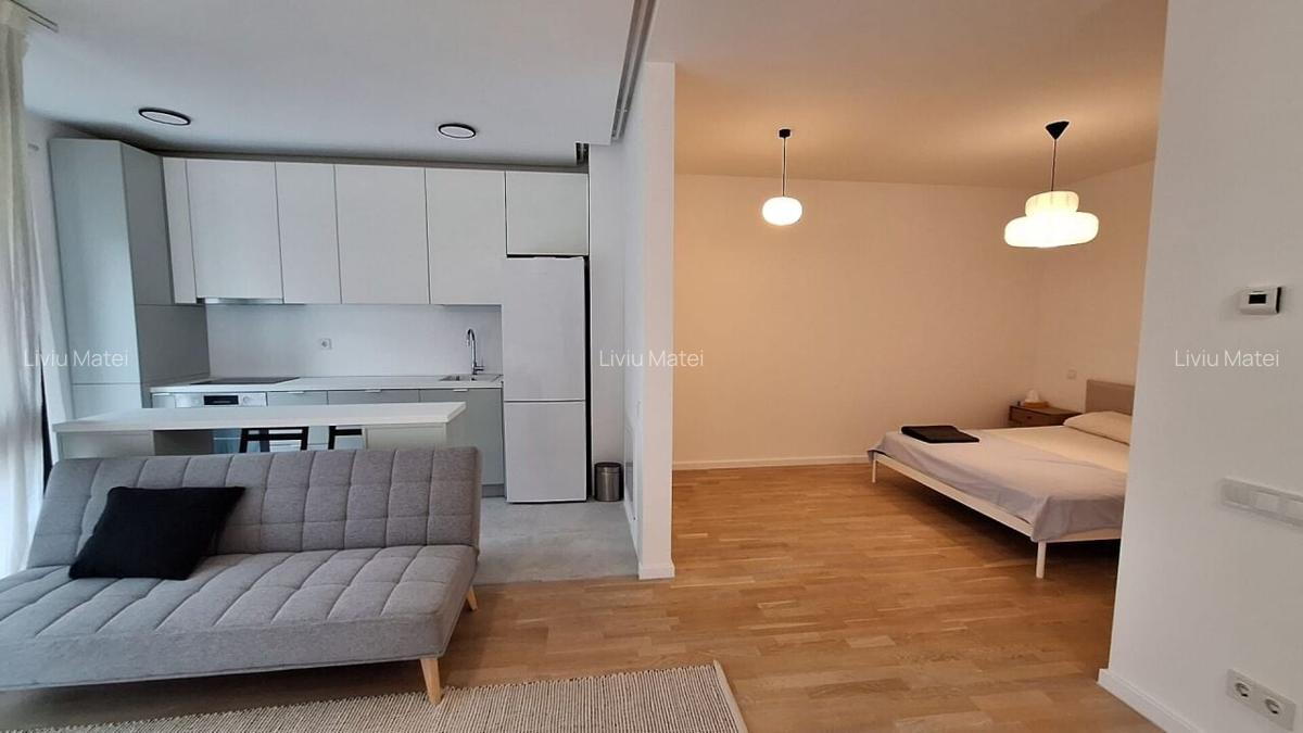 Timpuri Noi- Metrou - 12