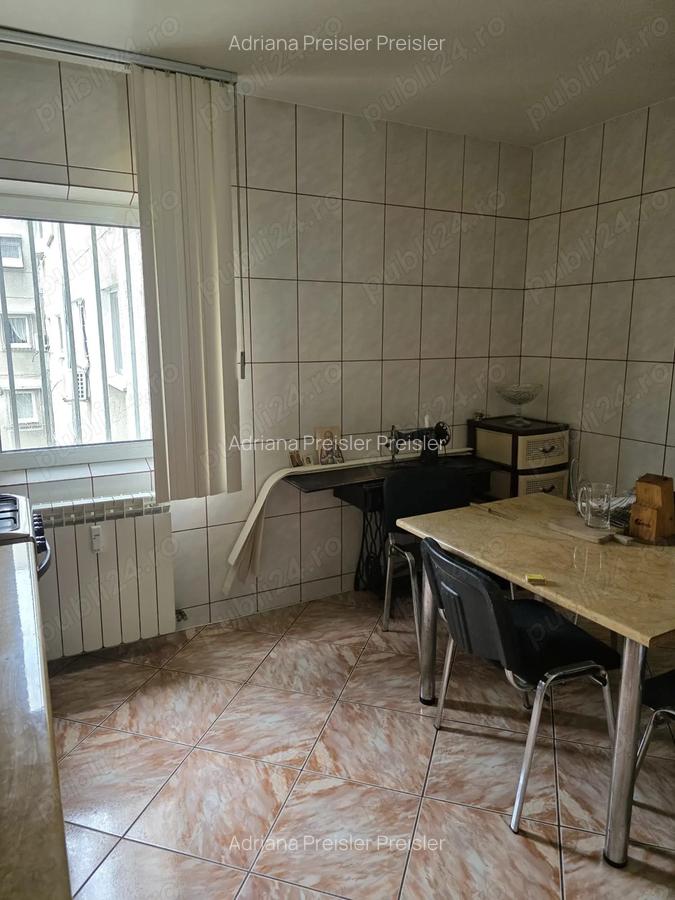 Apartament 3 camere Str. Ma?ina de Paine nr. 3, Sector 2, Bucure?ti - 4
